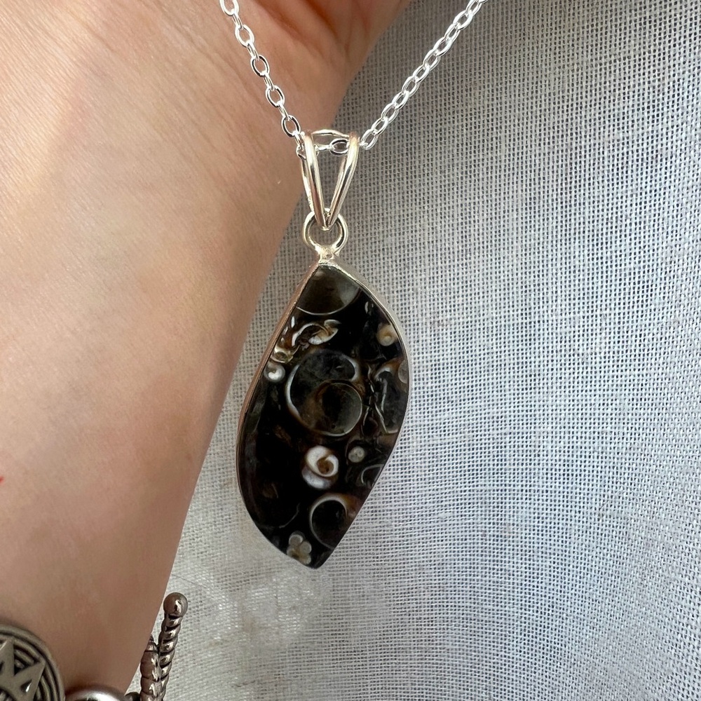 Horse Agate Stone Sterling Silver Necklace 18"
